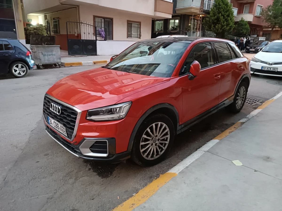 2020 Audi Q2 1.0 TFSI Sport — photo 1 of 1